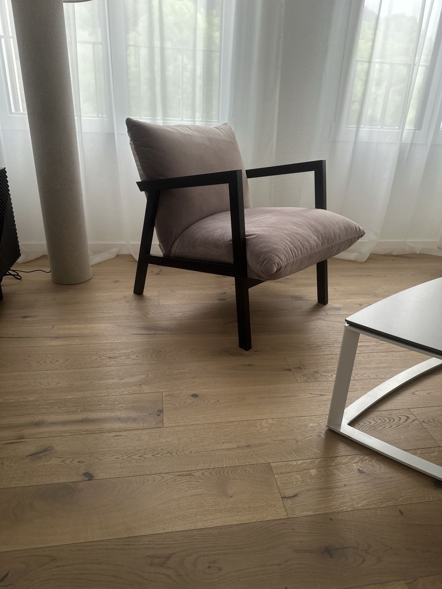 Poltrone: Gemütlicher Sessel mit Samtbezug – Usato da Buchs SG venduto da del_nf8f 1