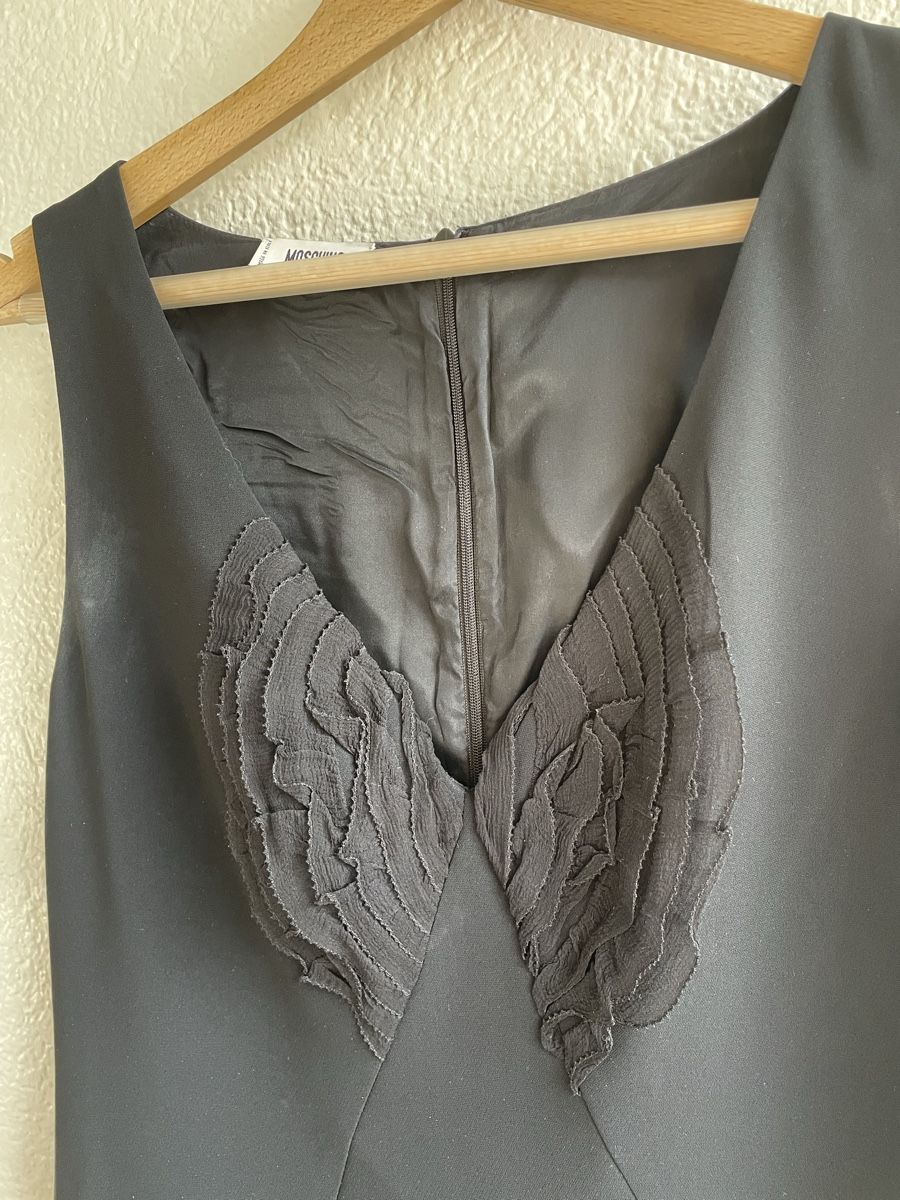 Moschino Kleider: Robe noire Moschino - Élégance assurée! – Neu (gemäss Beschreibung) aus Martigny von Lea_lucci 1