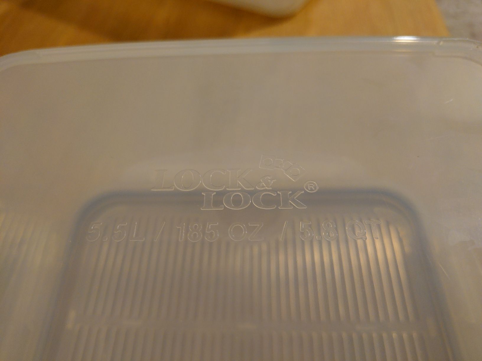 Contenitori & Simili: LOCK & LOCK Tupperware 2 Stk 5.5L – Usato da Glarus venduto da Be8750 2