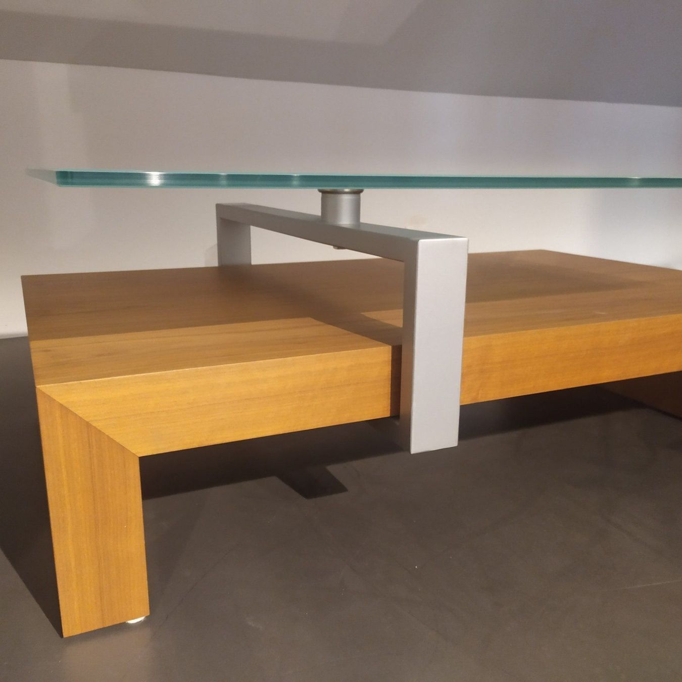 Tavoli: Klubtisch drehbar Nussbaum/Glas – Nuovo (secondo la descrizione) da Kloten venduto da bilgeri01 3