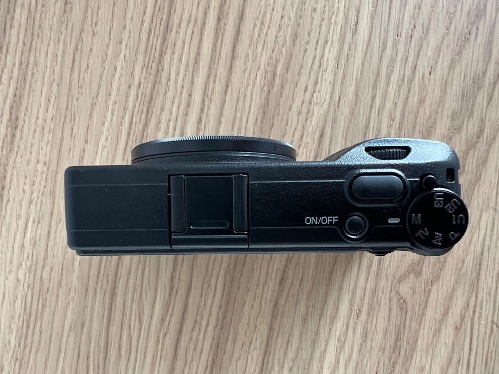 Ricoh Kamera: Ricoh GR III 24 MP, 28 mm wie neu – Gebraucht aus Neerach von mur_dwg9 2
