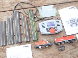Märklin Digital Steuerung Set + 2 x Loks + C.Gleis - H0