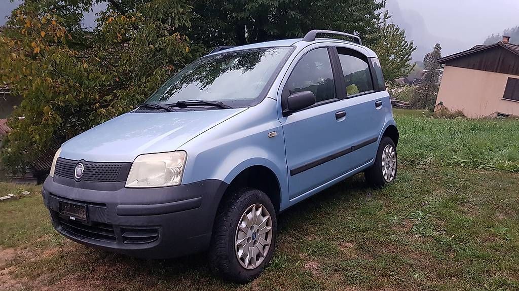 Autos: Fiat Panda 4x4 – Defekt aus Mairengo von grn_2nnl