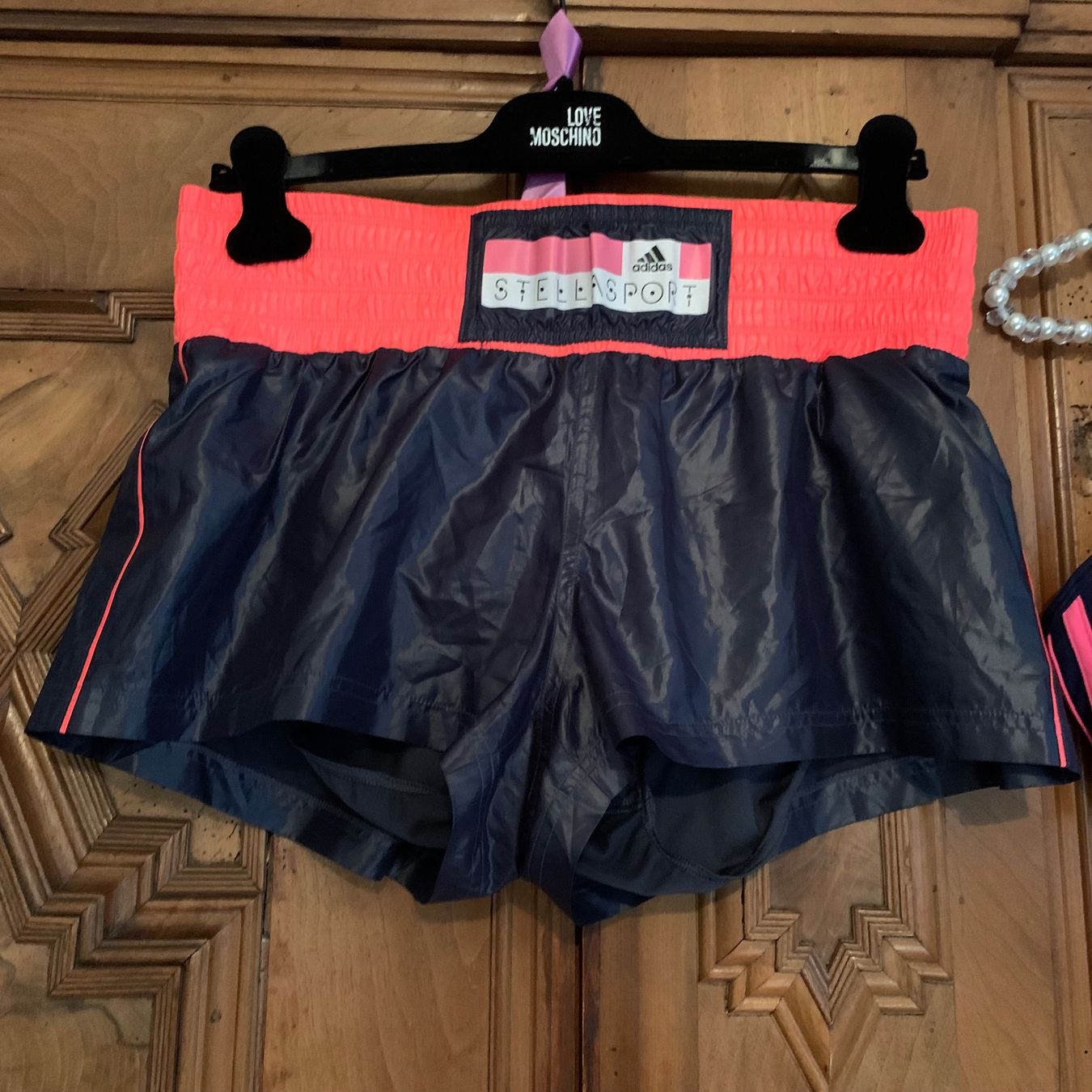 Adidas Lots de vêtements: ADIDAS kurze Shorts NEW – Neuf (Voir description) à Interlaken par Bona55 3