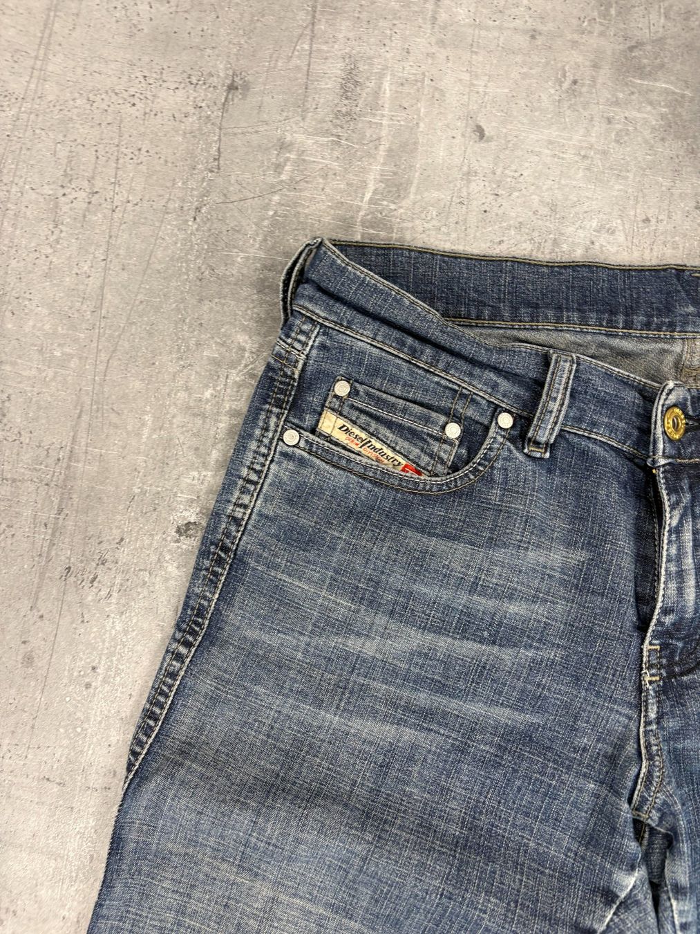 Diesel Jeans: Vintage Diesel Bootcut Flared Jeans (M) – Neu (gemäss Beschreibung) aus Werdenberg von hase.vintage 4