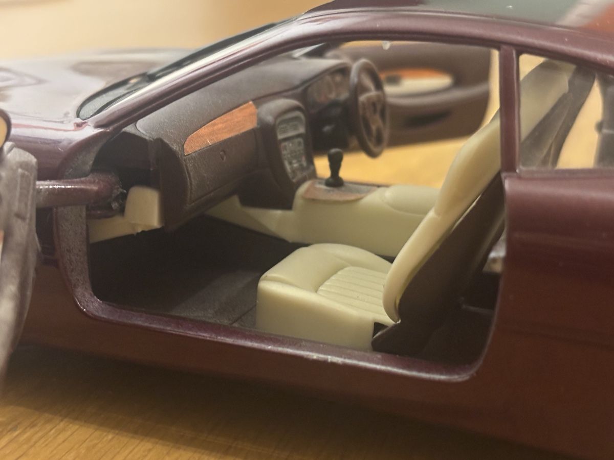 Aston Martin Modellautos: Aston Martin 1994 – Neu (gemäss Beschreibung) aus Orbe von car_8grw 1