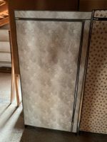 Mottenschrank mit Reissverschluss Kleiderstange Tablar  #1