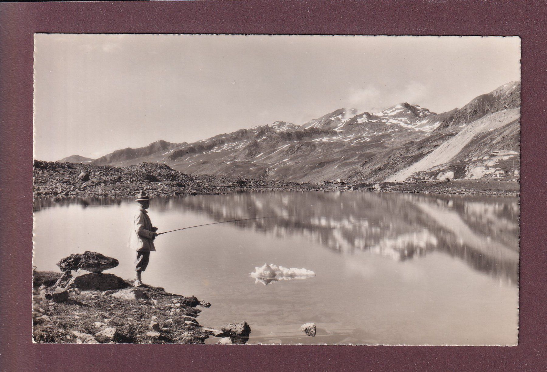 Cartoline postali: FLÜELA-PASS - Schottensee - Fischer – Usato da Pully venduto da nicecards