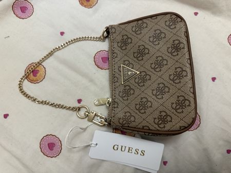 Guess Handtasche braun mit Kettenriemen neu mit Etikett