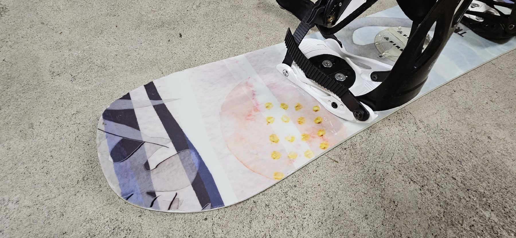 Boards: Snowboard Fireeee Trans FE 130 cm mit Bindung gebraucht – Gebraucht aus winterthur von Stepmose 6
