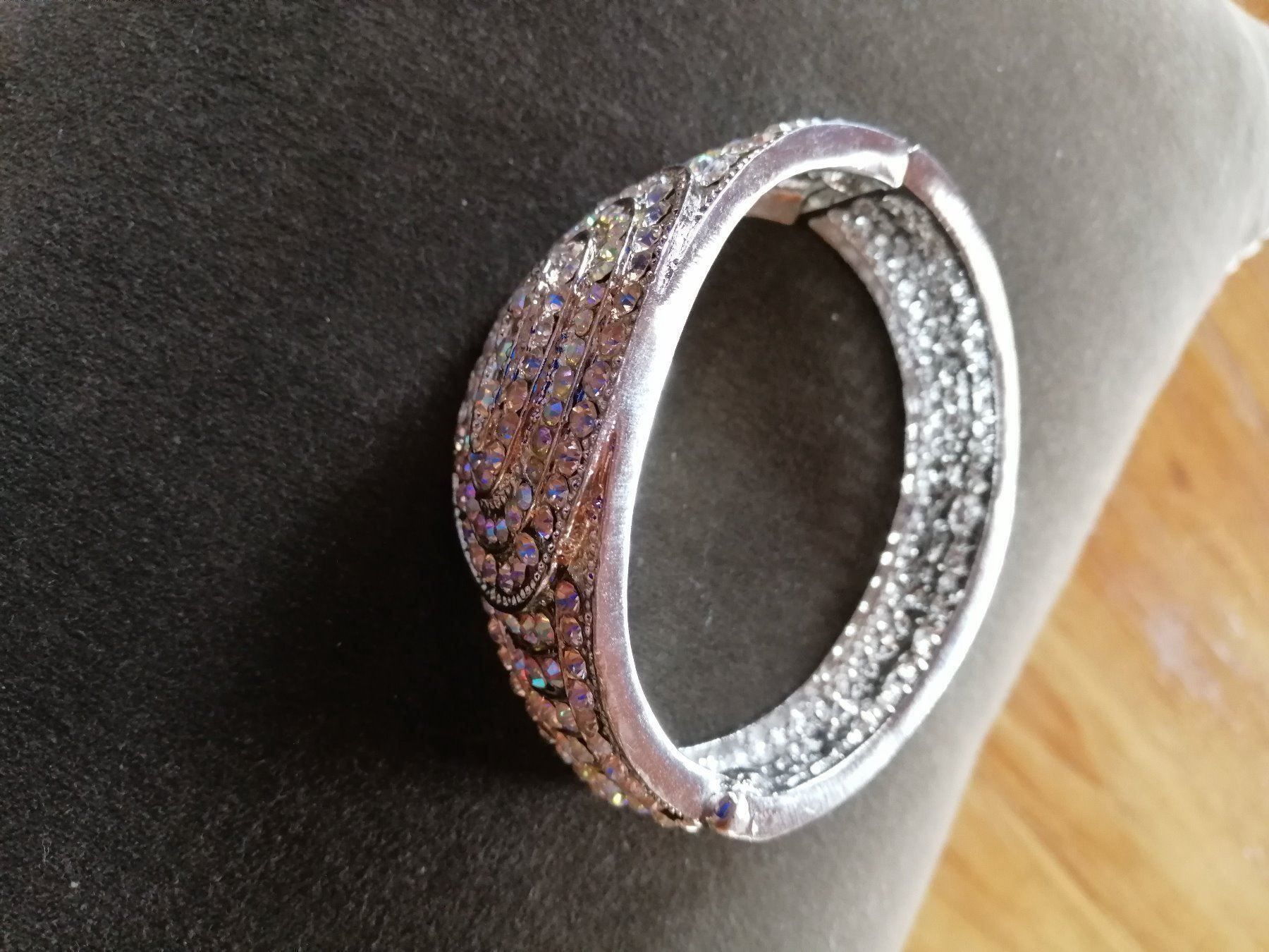 Armbänder & -reifen: edler Armreif mit Strass Elementen – Neu und originalverpackt aus Mund von Happy_trader 2