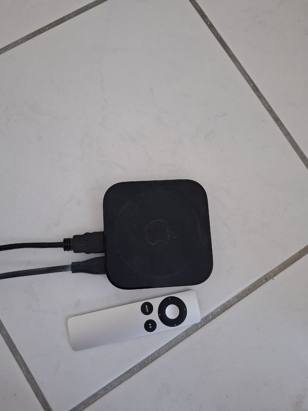 Apple Lettore multimediale & Streamer: Appel Tv Box – Usato da Schönenberg ZH venduto da Loecross1 1