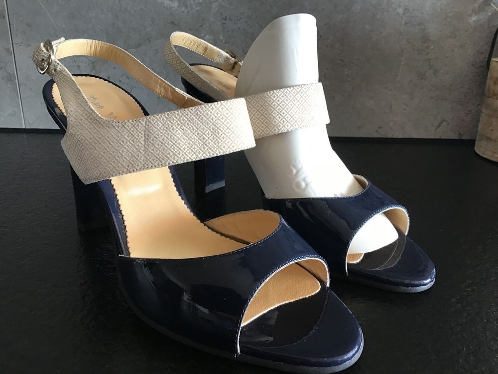 Chaussures femmes: Sandales femmes – D'occasion à Neuchâtel par sta_7qfy