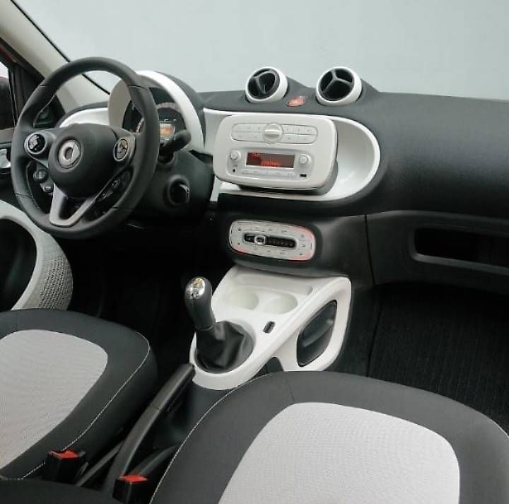 Autos: Smart fortwo 1.0 Collaudata  – Gebraucht aus Bironico von Maurizzio 1