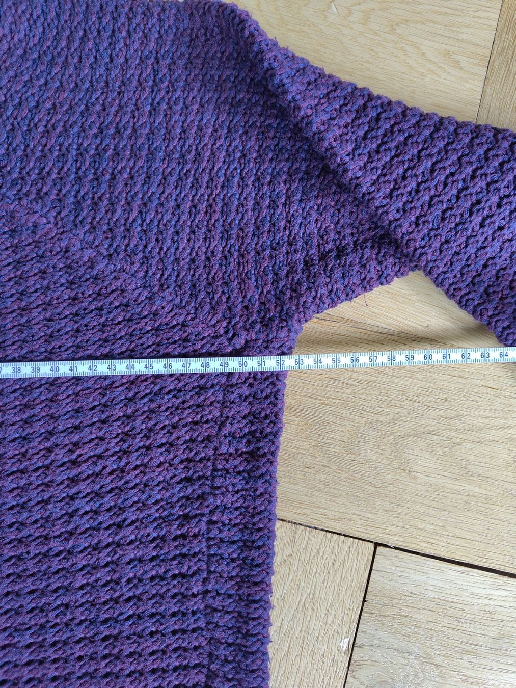 Pullover & Sweatshirts: Pullover – Gebraucht aus Bern von Linii 4