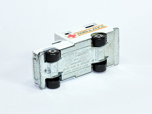 Matchbox Modellini d'auto: Matchbox Lesney Superfast No.41 AMBULANCE / ORIGINALBOX – Usato da Zufikon venduto da MatchboxCorner 2