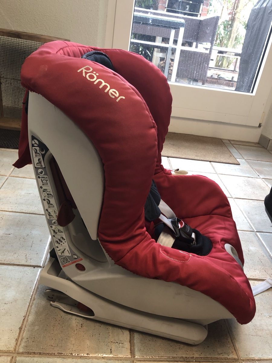 Britax Römer Seggiolini per auto: Britax Römer Autositz 9-18kg – Usato da Weggis venduto da bac_qf5c 1