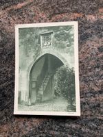 Ansichtskarte mit grosser Toreinfahrt, gelaufen 1931