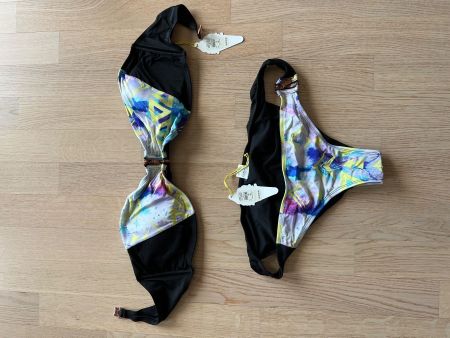 Buntes Bikini