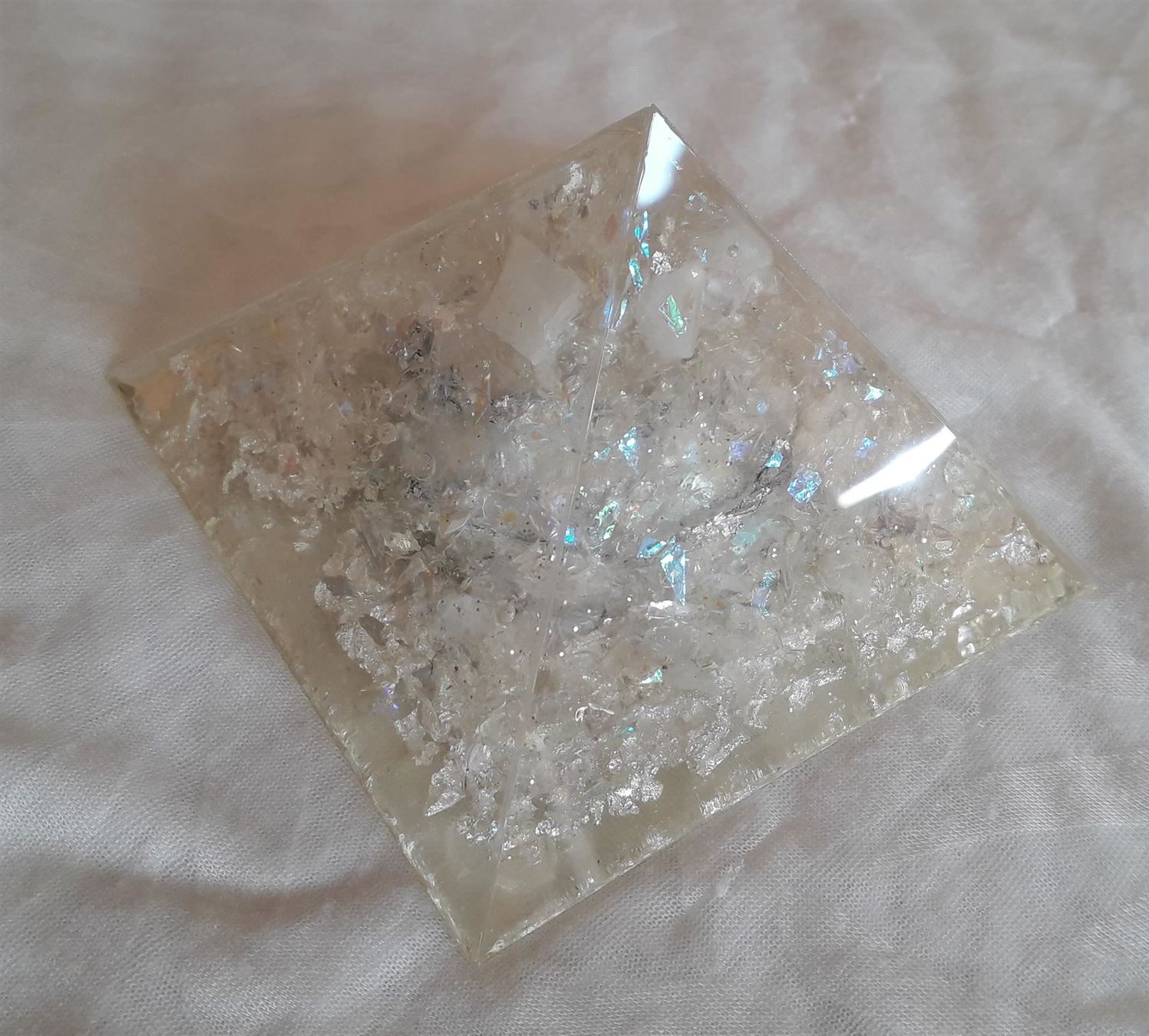 Pietre preziose: ORGONIT Pyramide Medium * MOND Mondstein – Nuovo e nell'imballaggio originale da Aeschi b. Spiez venduto da KRONLICHT 8