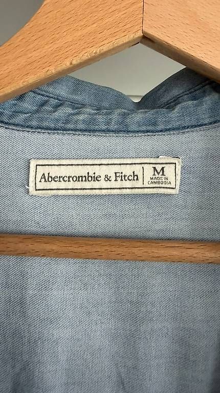 Camicette: Abercrombie & Fitch Jeanshemd Gr. M – Usato da Liestal venduto da Schatzsucher90 2