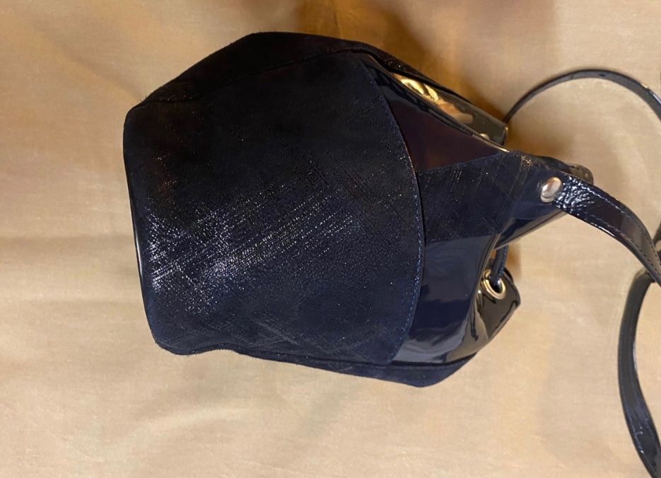 Sacs femmes: Umhängetasche – Neuf (Voir description) à Liestal par marieugenia 1