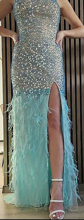 Kleider: Abendkleid – Gebraucht aus Grosshöchstetten von Qenko 2