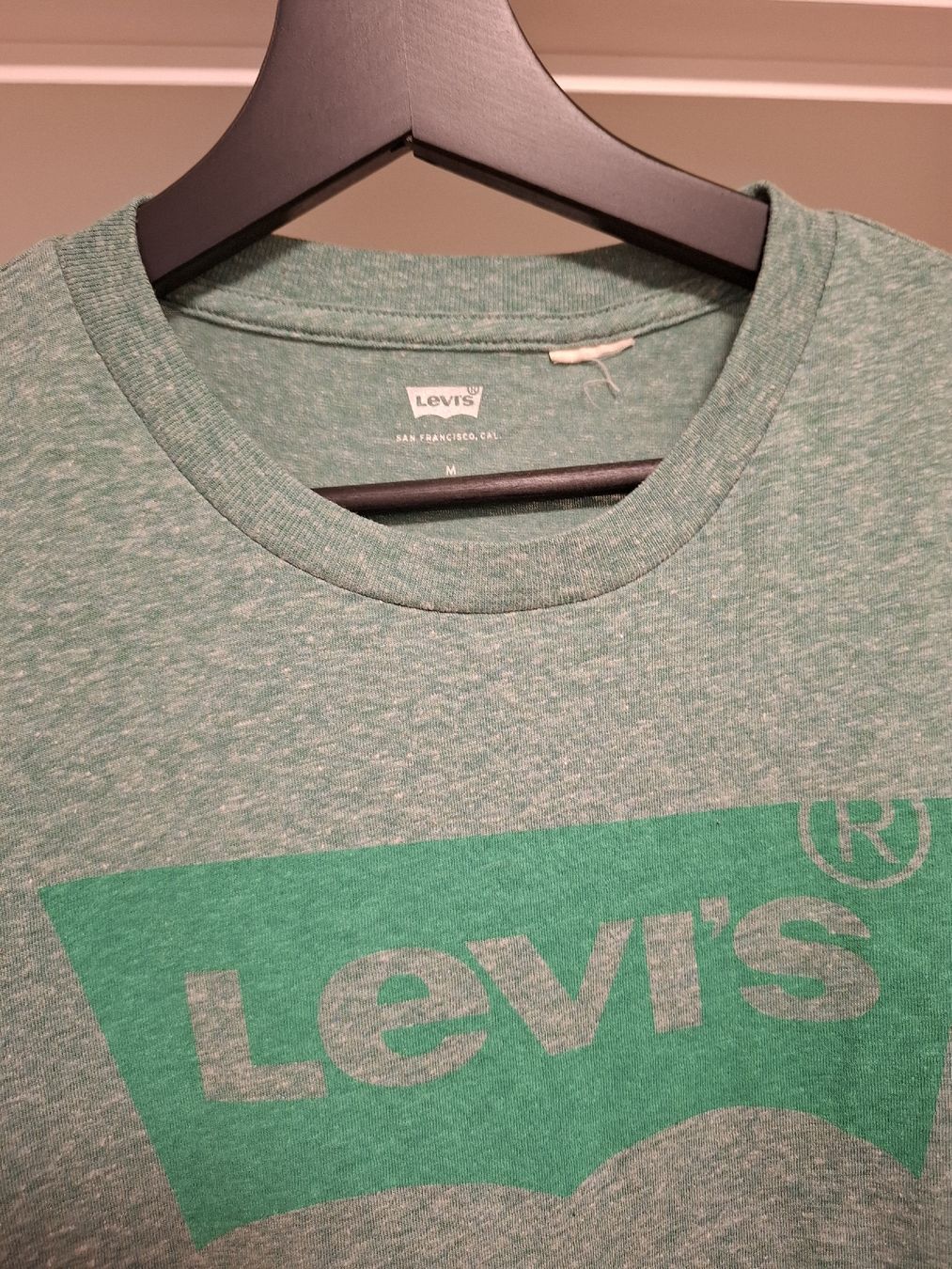 Levi's T-shirts: Levis T-Shirt Grösse M – D'occasion à Lütisburg par amerika123 1