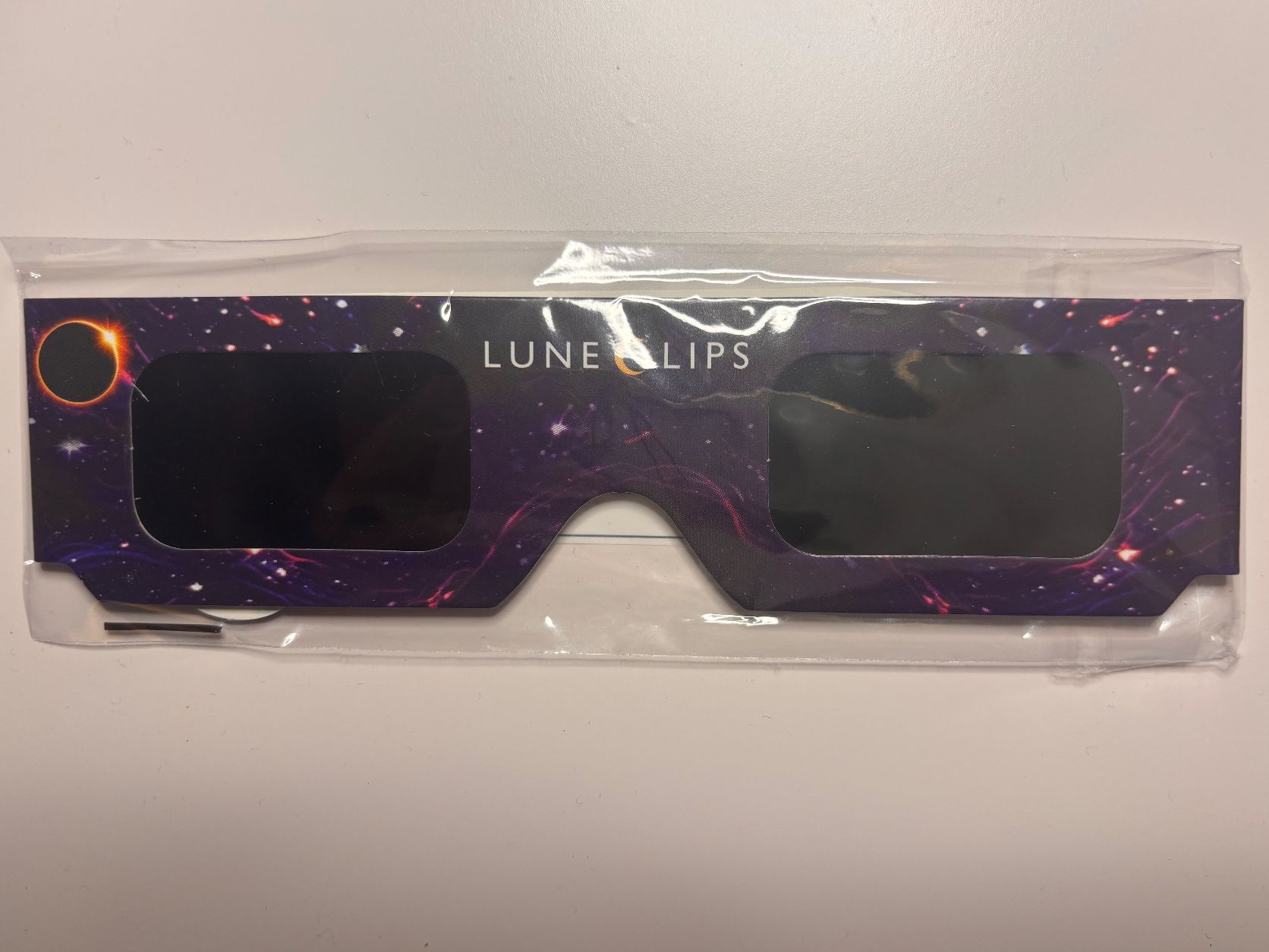 Brillen & Gläser: Lunettes éclipse 2026 – Neu und originalverpackt aus Lausanne von mel2dreams