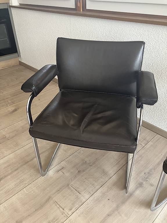 Sessel: Fauteuils Corbusier – Gebraucht aus Blatten b. Naters von mikael.kerautret 2