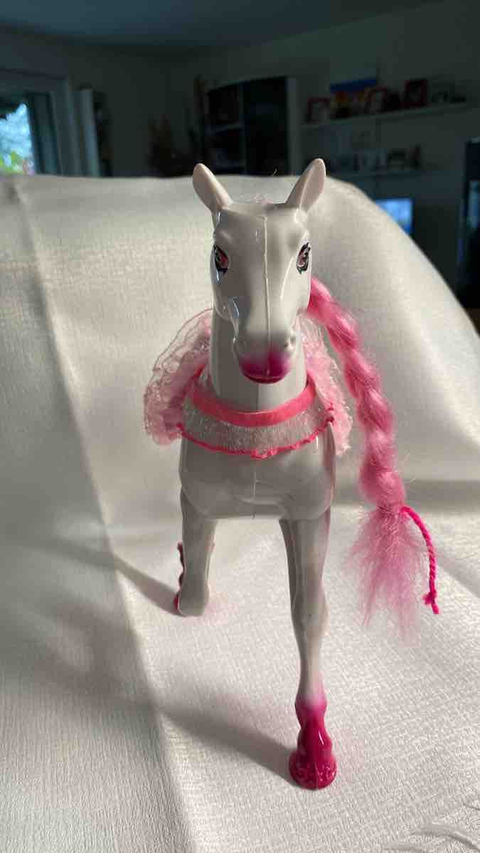 Giocattoli: Pferd weiss rosa – Usato da Hausen AG venduto da corinne_g 2