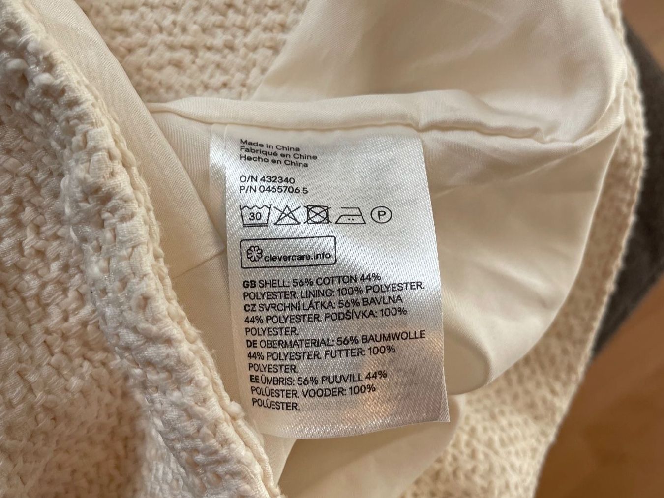 H&M Giacche: H&M Bouclé Jacke, creme-weiss, Grösse 34 – Usato da Hubersdorf venduto da JanasHeartTreasures 4