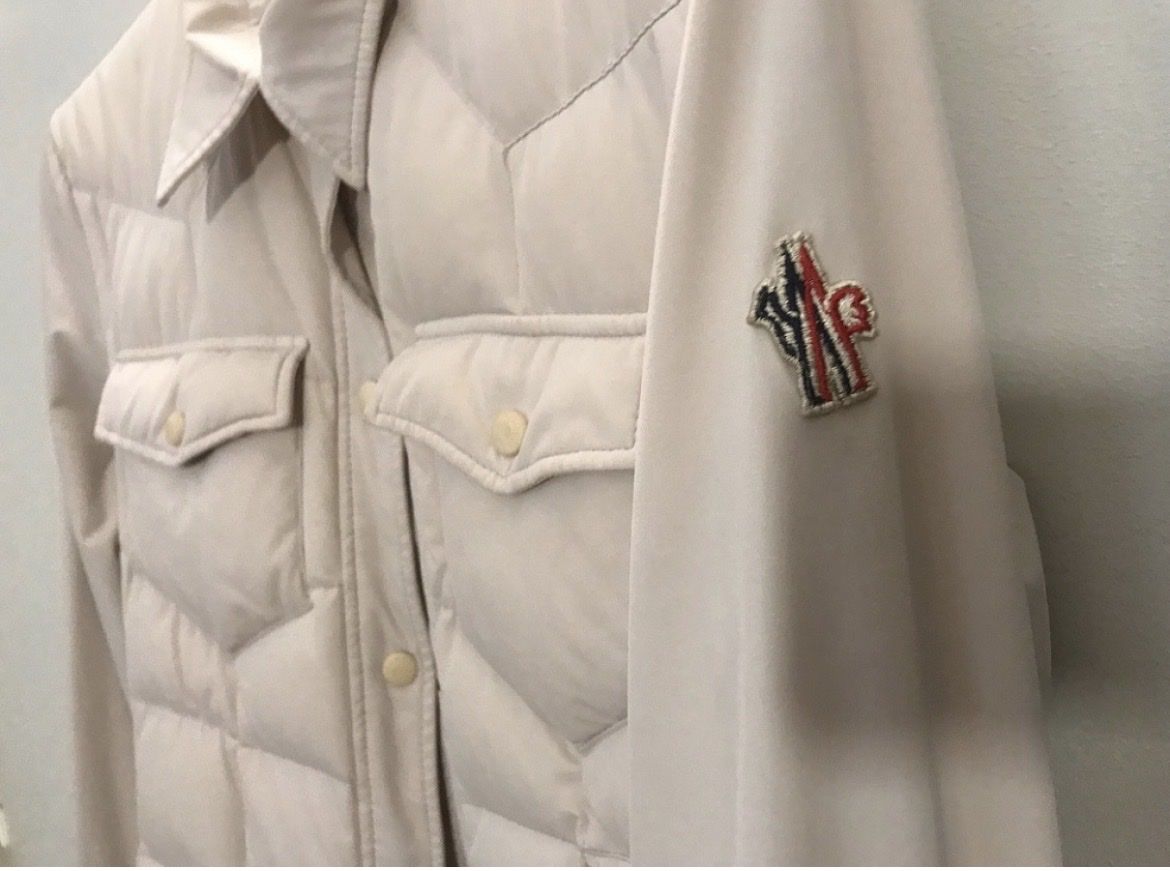 Moncler Giacche: Moncler Grenoble Down Shirt Jacket size S  – Usato da Zug venduto da day_9ph6 4
