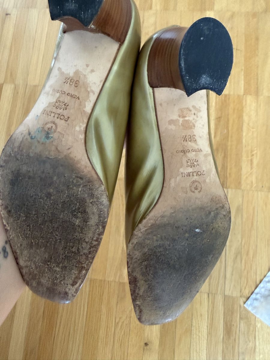 Damenschuhe: Pollini Vintage Pumps – Gebraucht aus Wallisellen von galgiu 2