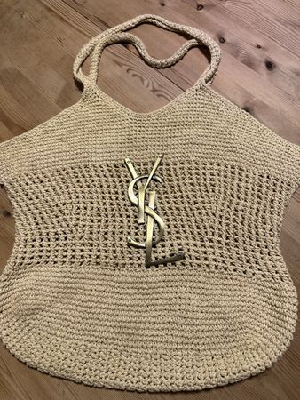 Saint Laurent Tasche gehäkelt beige guter Zustand.