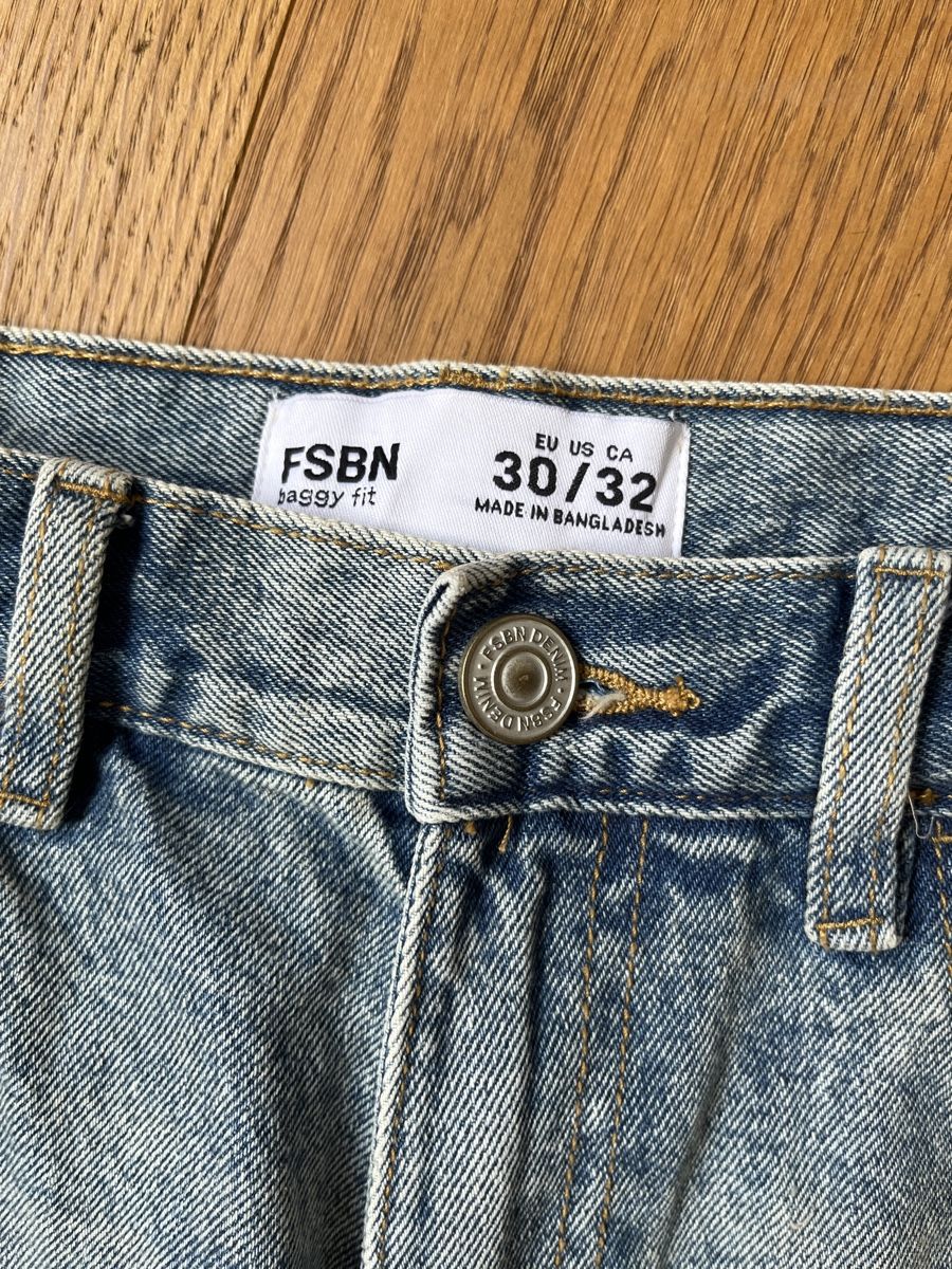 Jeans: FSBN Jeans light blue Grösse 30/32  – Nuovo (secondo la descrizione) da Sigriswil venduto da Krugle83 2