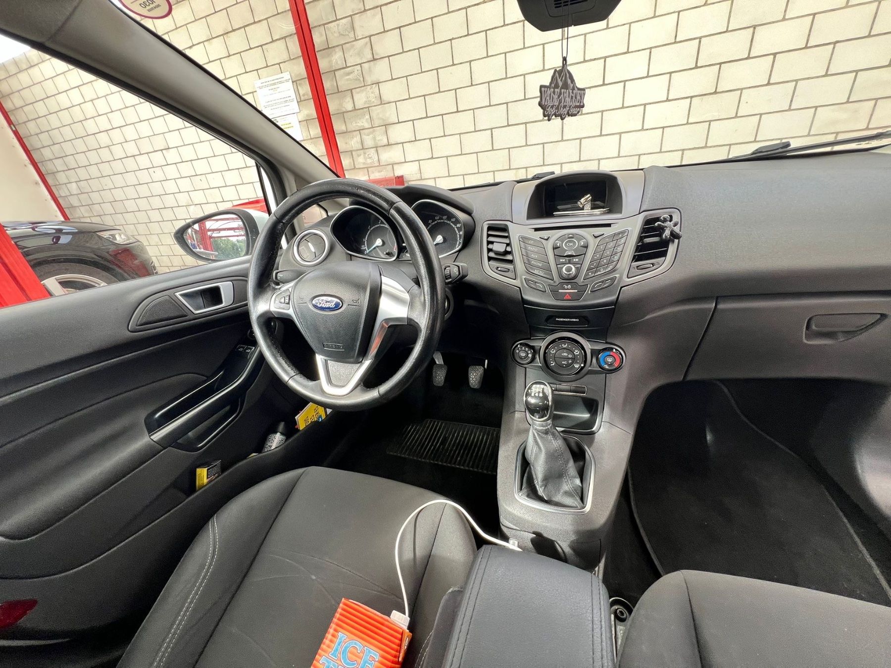 Ford Automobili: FORD Fiesta 1.5TDCi ECO – Usato da Biel/Bienne venduto da Blueflug 6