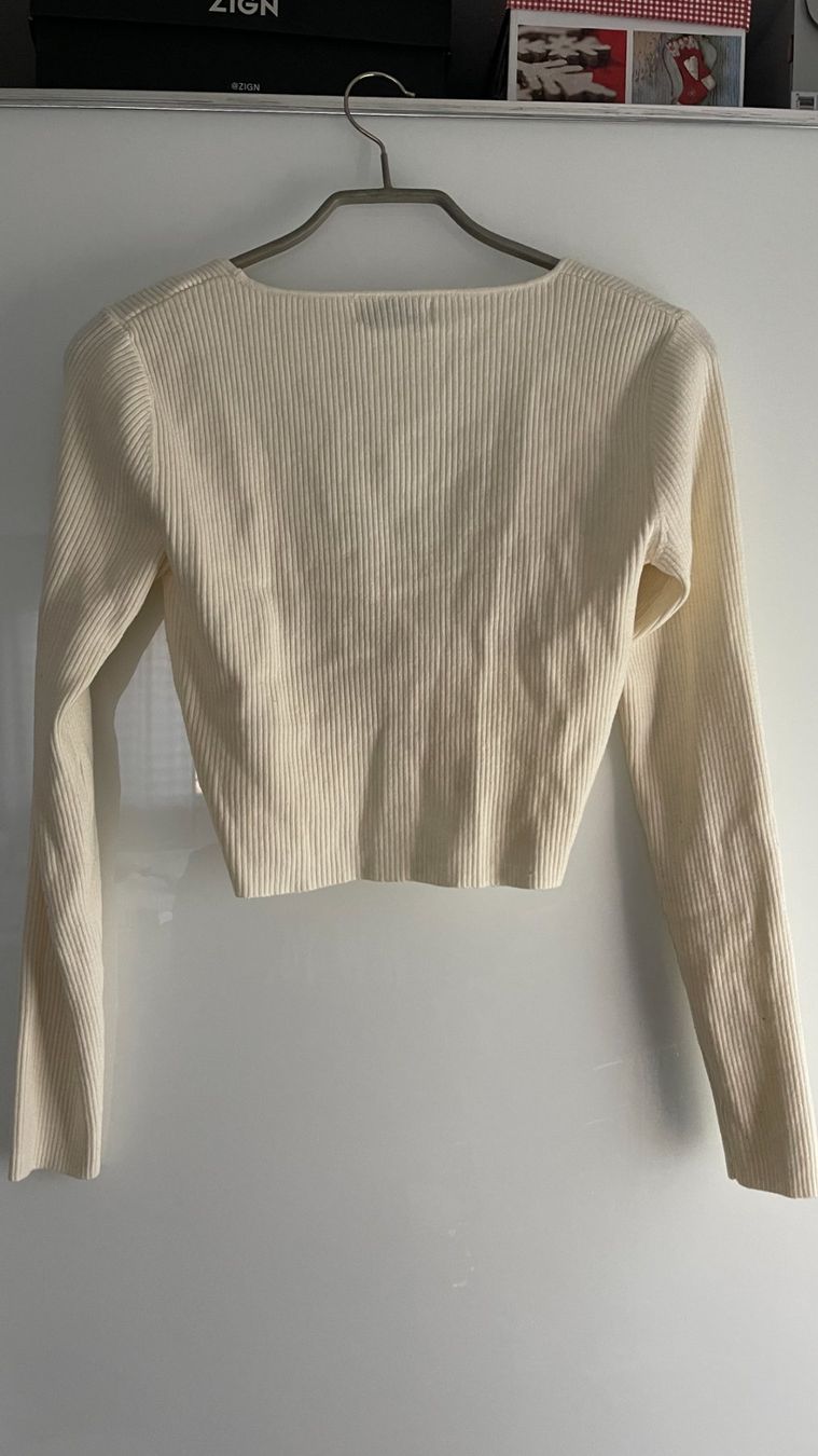 Bershka Top: Bershka top braun – Usato da Lausen venduto da sim_hgp6 3