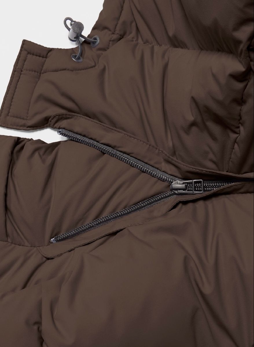 Aritzia Giacche: Aritzia Super One Puff Shorty brown puffer jacket size S – Usato da Genève venduto da toandfrom 3