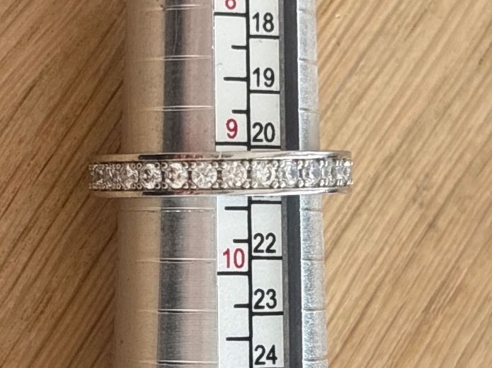 Anelli: Luxus Elegante Gr: 19/9 Memoire Ring  Farbe Silber – Nuovo (secondo la descrizione) da Biel-Bienne venduto da Roserosse13 6