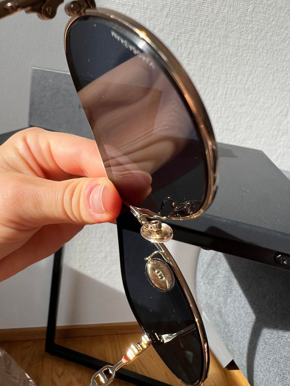 Dior Brillen & Gläser: Sonnenbrille Dior – Neu und originalverpackt aus Riehen von edu_92w7 7