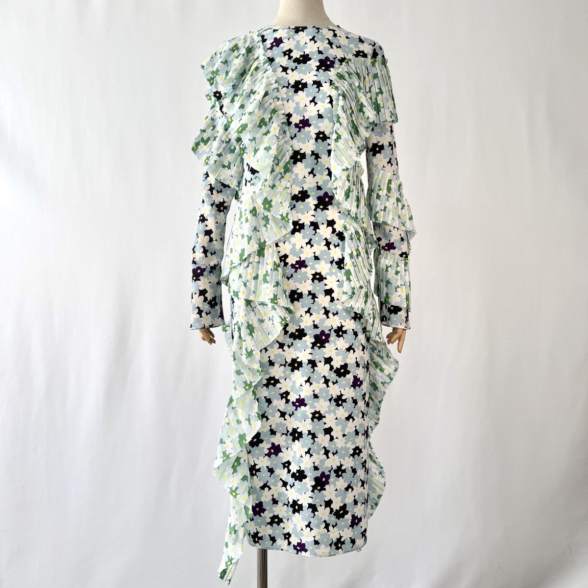 Kenzo Vestiti: KENZO New Dress – Nuovo e nell'imballaggio originale da Emmen venduto da Avviivva_Com2023