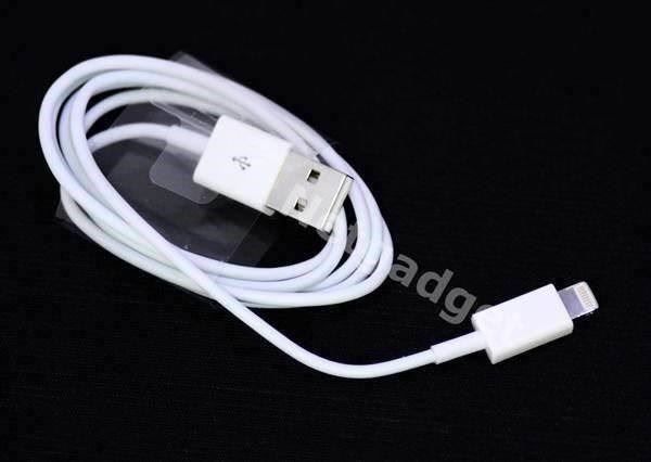 Kabel: NEW USB Lightning Kabel iPhone 5 - 8 pin – Neu und originalverpackt aus Yverdon-les-Bains von Netgadget_SARL 2