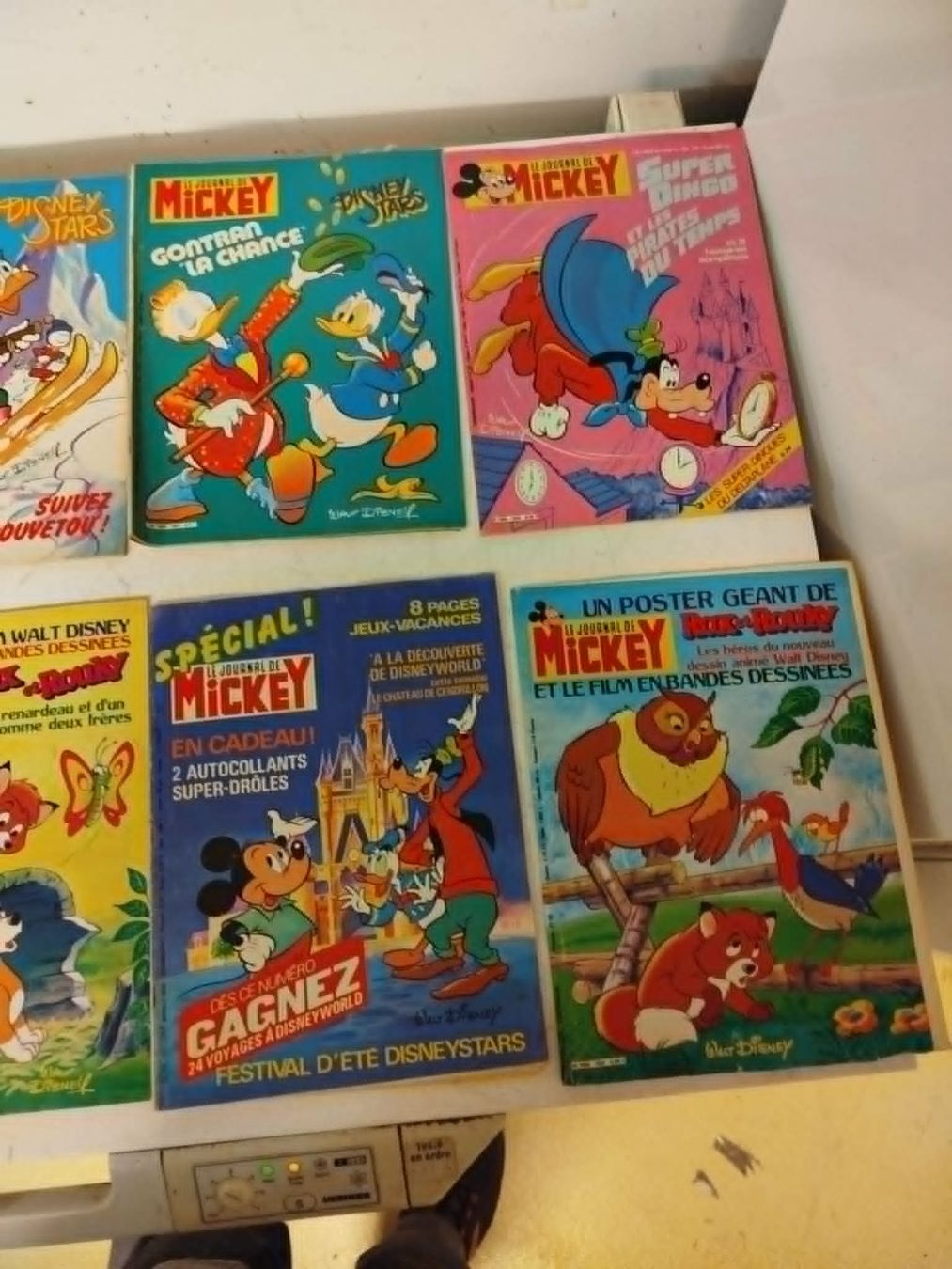 Riviste & Magazine: 30  magazines Journal de Mickey – Usato da La Chaux-de-Fonds venduto da Emmaus2300CDF 3