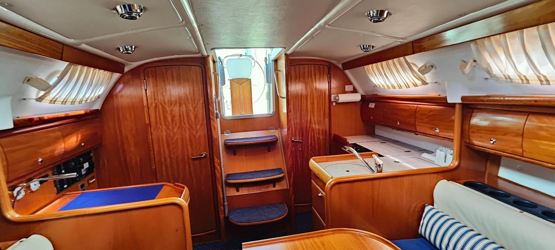 Bavaria Barche: Bavaria 32 Cruiser – Usato da Dürnten venduto da 999999 4