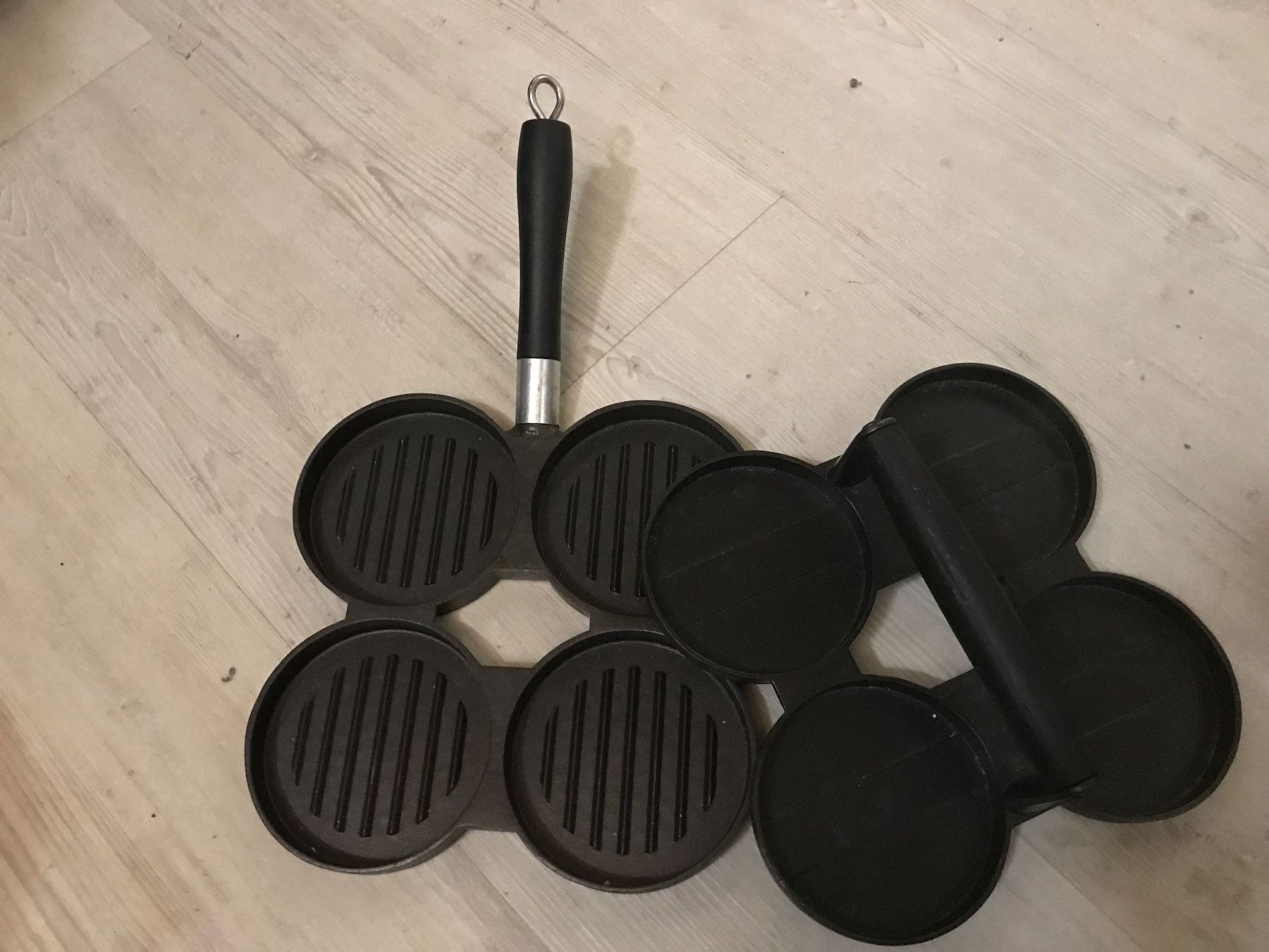 Pfannen: Hamburger Bratpfanne 4x11,5 cm mit Deckel – Gebraucht aus Muttenz von U41g 2