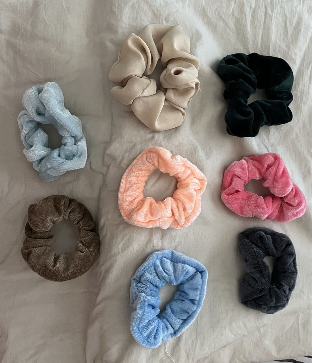 Accessori per capelli: Lot de 8 chouchous 🪩 – Nuovo (secondo la descrizione) da Bramois venduto da cyr_sb8d