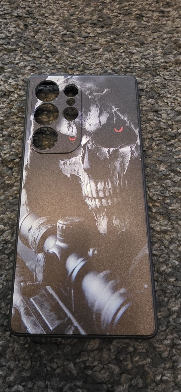 Samsung Cover & Protezioni schermo: Samsung S25 Ultra Case - Skillhead Totenkopf – Nuovo e nell'imballaggio originale da Nuglar venduto da Danivenividiundeasy