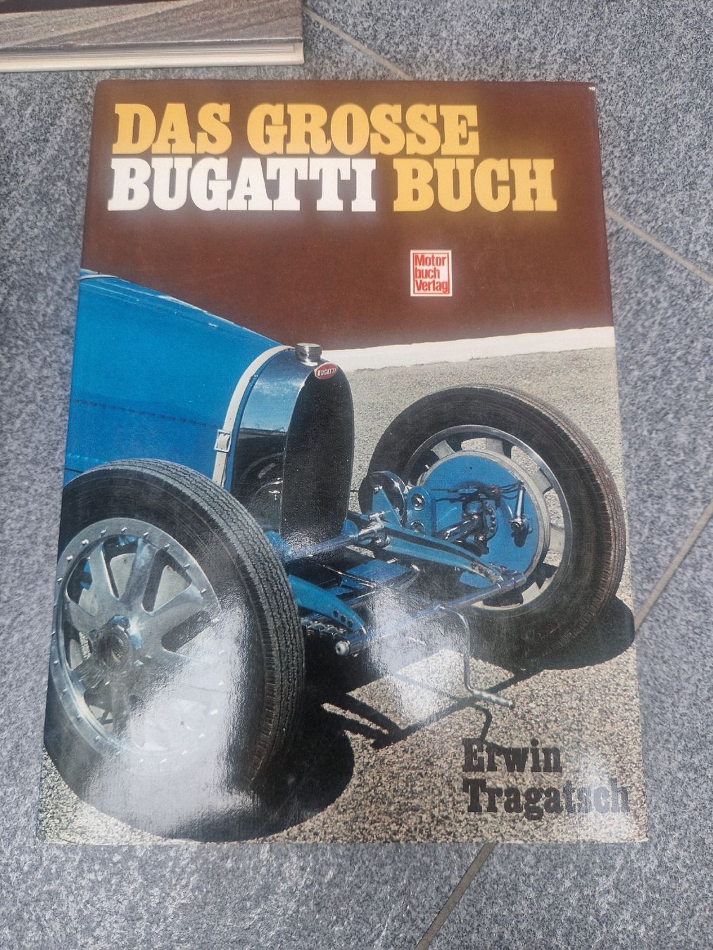 Bücher: Das Grosse Bugatti Buch – Neu (gemäss Beschreibung) aus Zofingen von TR1981