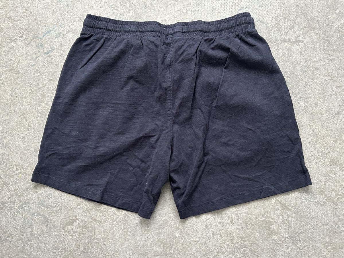 Lotti di vestiti: 2Schwarze Shorts, Grösse M – Usato da Strengelbach venduto da Xycy 6